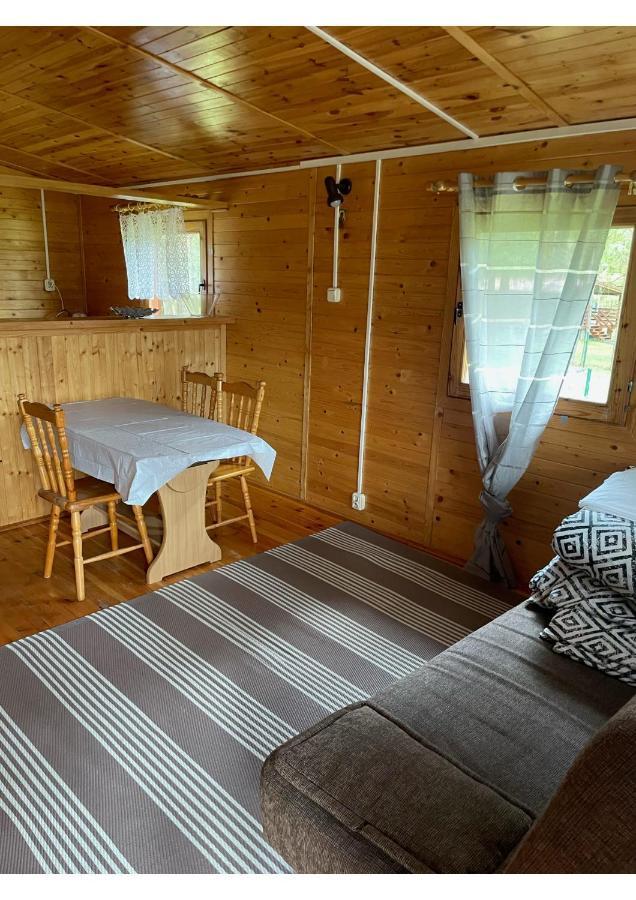 Domek Letniskowy Nad Jeziorem Marksewo Bagian luar foto